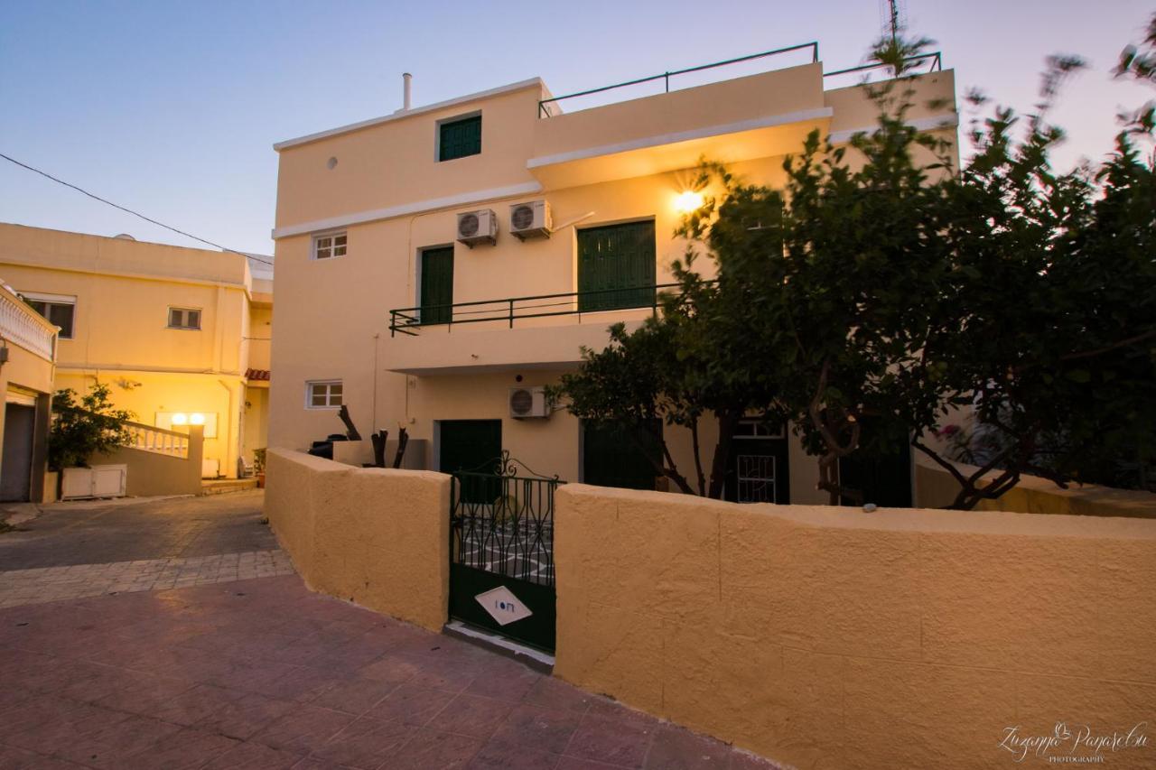Pier Apartments Карпатос Екстериор снимка
